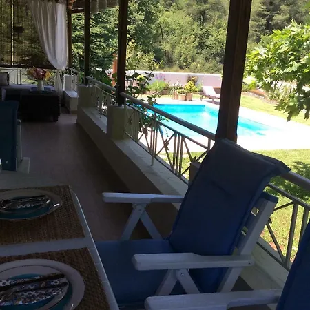 Efi Evia Villa *